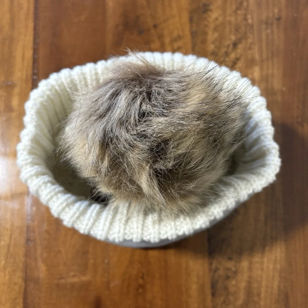 Lot Of 4‎ Northeast Outfitters Beanie Women's One Size Cozy Cabin Snug Fit NEW